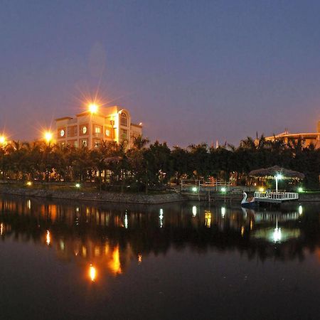 Camela Hotel&Resort Hai Phong Exterior foto